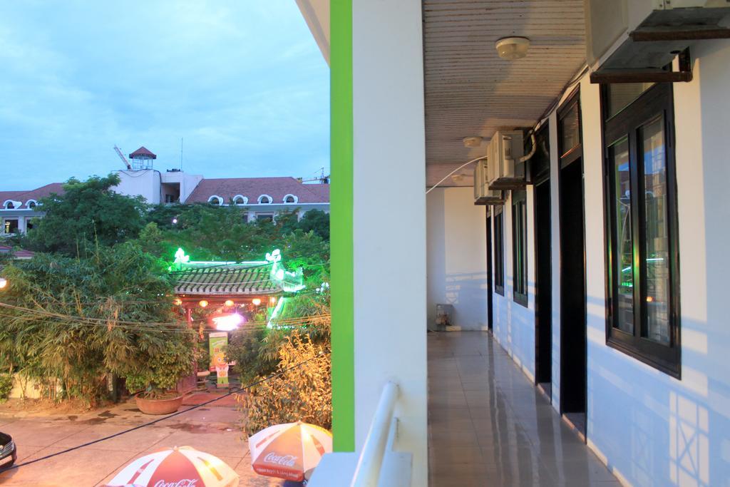 Ngoi Nha Xanh Hotel Đà Nẵng Extérieur photo