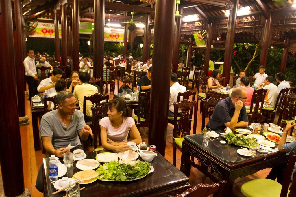 Ngoi Nha Xanh Hotel Đà Nẵng Extérieur photo