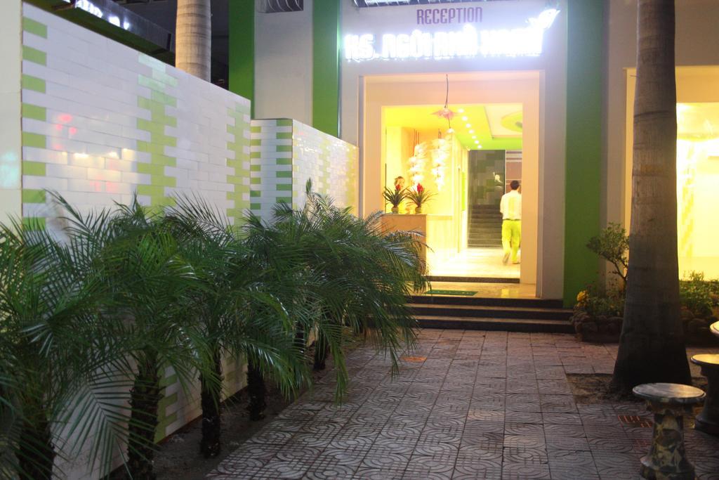 Ngoi Nha Xanh Hotel Đà Nẵng Extérieur photo