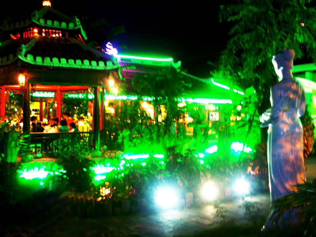 Ngoi Nha Xanh Hotel Đà Nẵng Extérieur photo