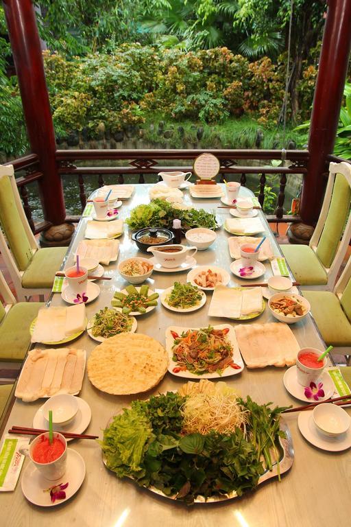 Ngoi Nha Xanh Hotel Đà Nẵng Extérieur photo