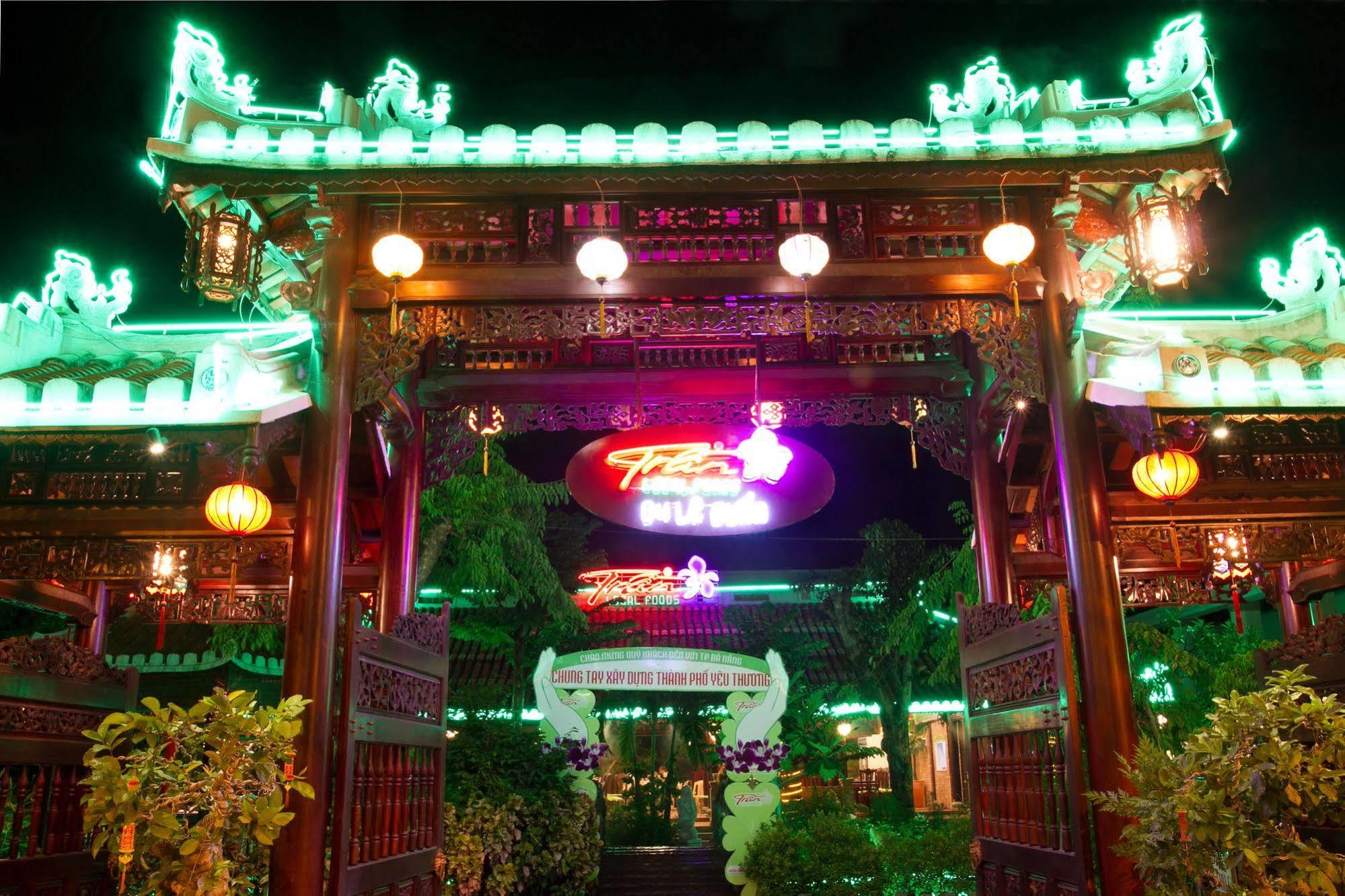 Ngoi Nha Xanh Hotel Đà Nẵng Extérieur photo