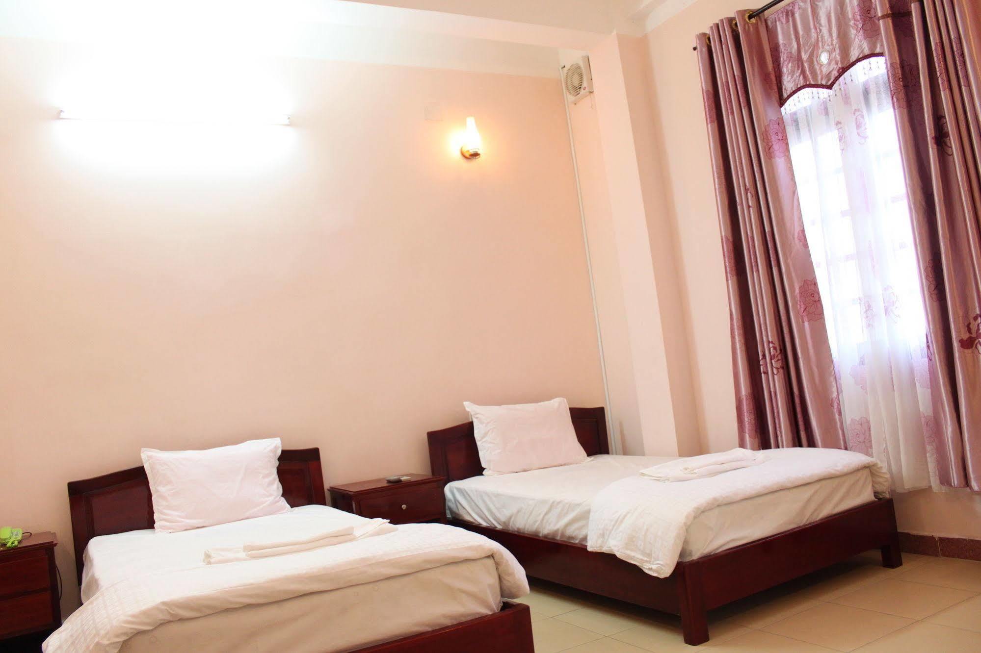 Ngoi Nha Xanh Hotel Đà Nẵng Extérieur photo