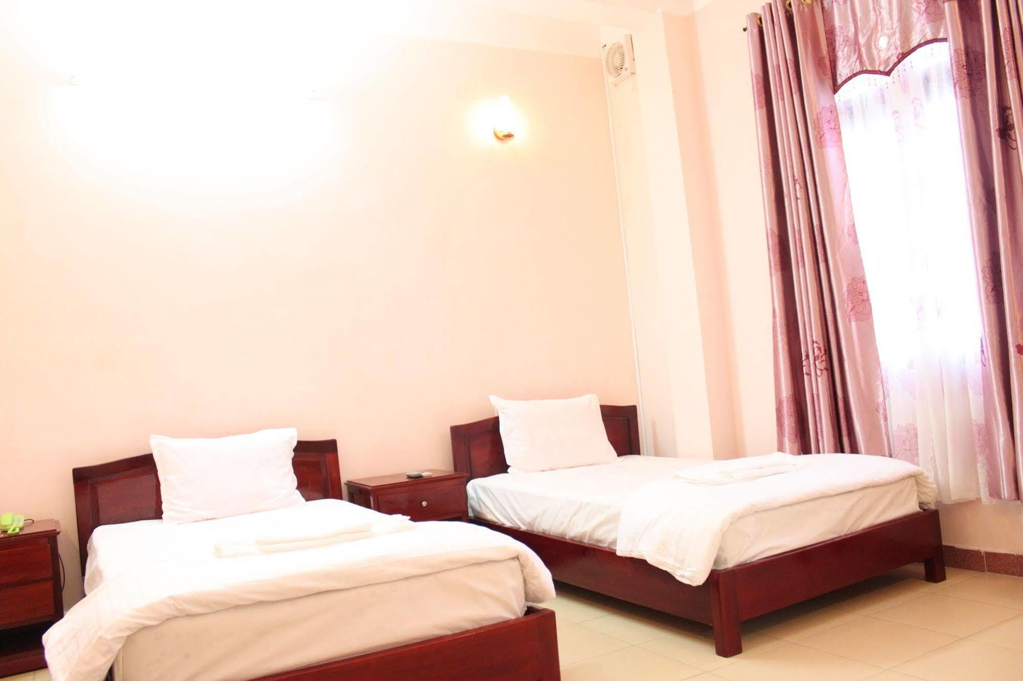 Ngoi Nha Xanh Hotel Đà Nẵng Extérieur photo
