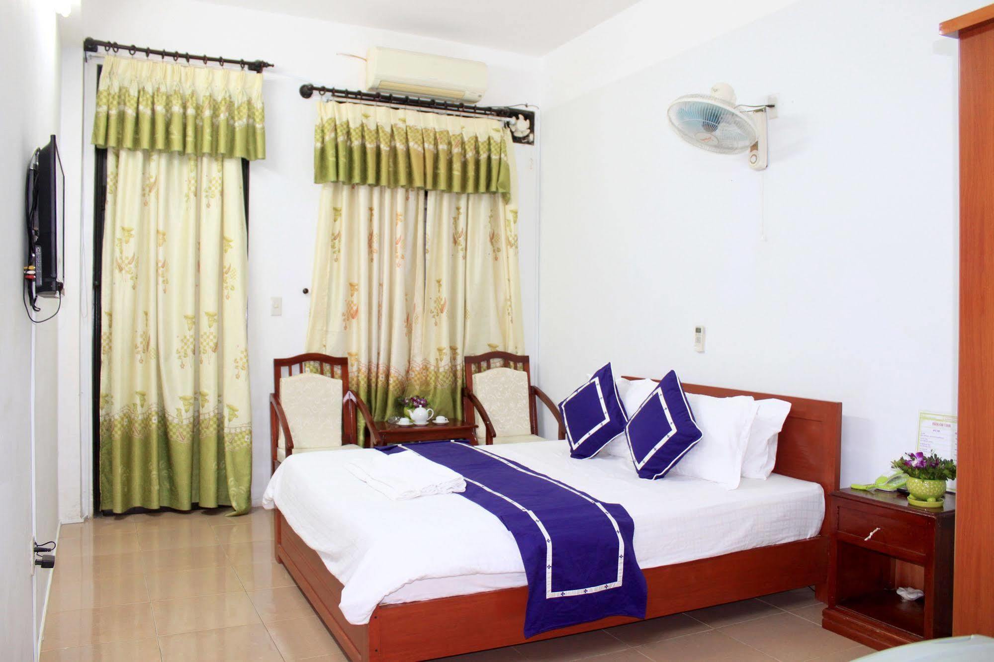 Ngoi Nha Xanh Hotel Đà Nẵng Extérieur photo