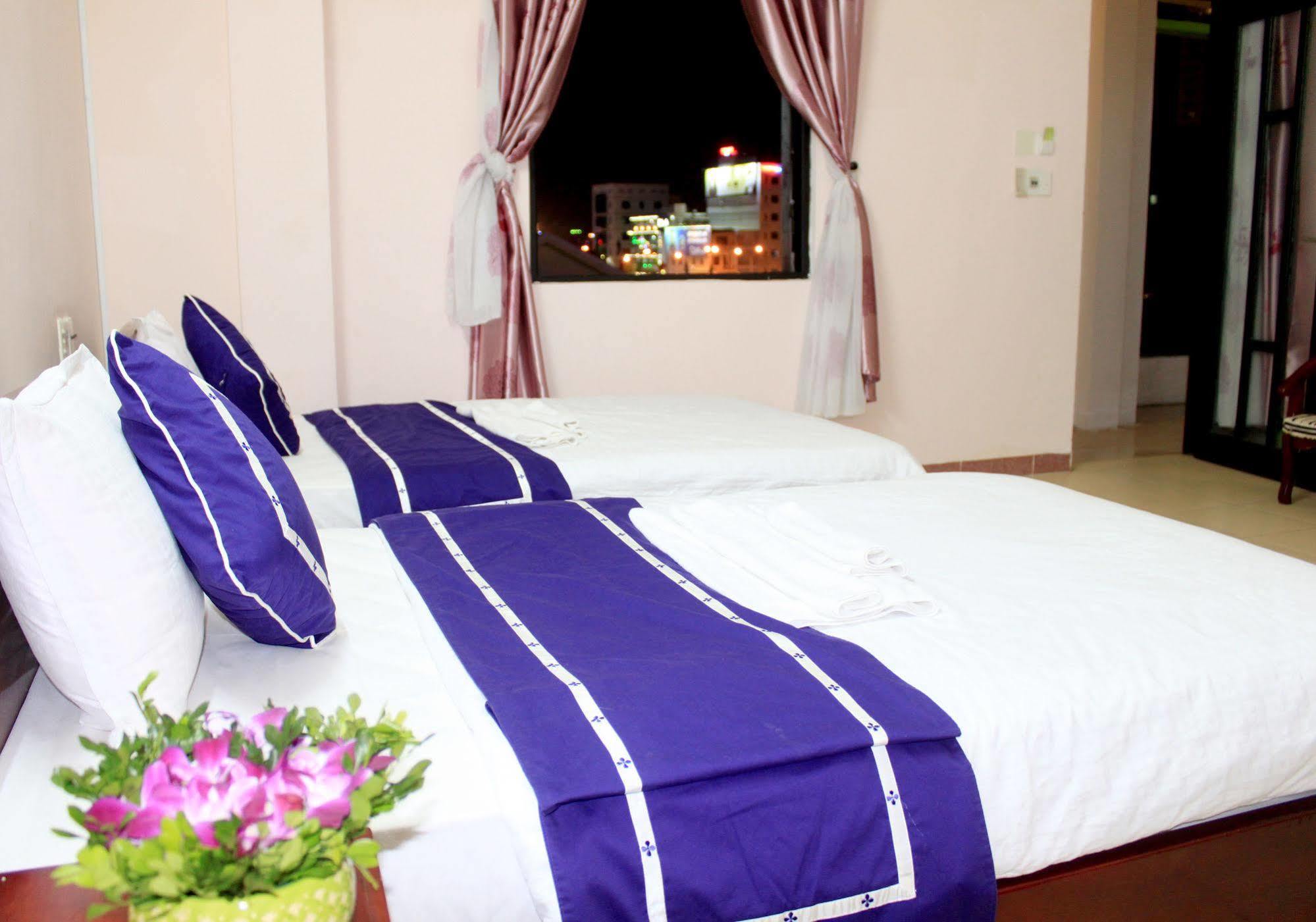 Ngoi Nha Xanh Hotel Đà Nẵng Extérieur photo